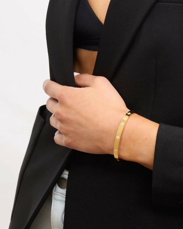 The Elan Edit (BUY TO KEEP) Maelis Crystal Flower Bangle