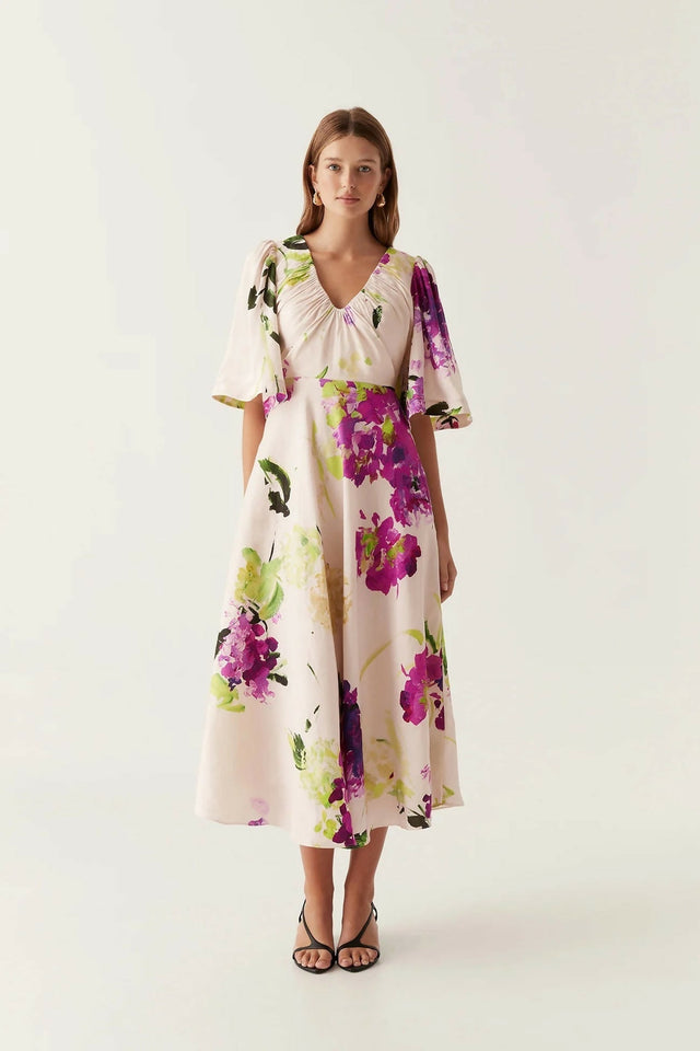 AJE-GildaBellSleeveMidiDress1