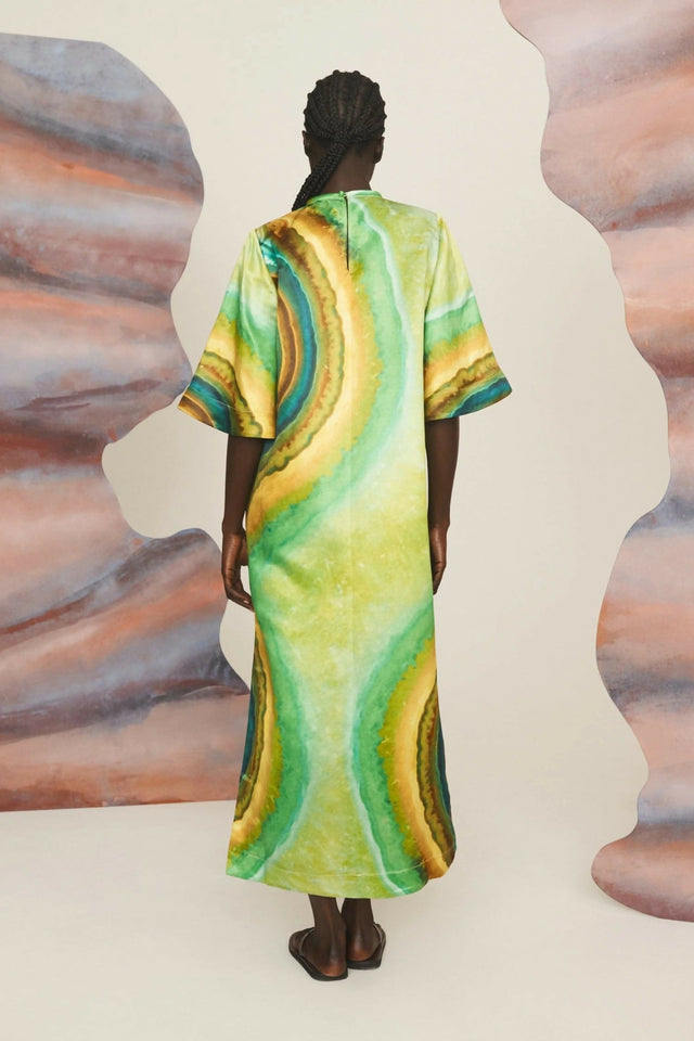 imgi_23_alemais-sustainable-dress-midi-iris-midi-dress-44223610487001_6000x
