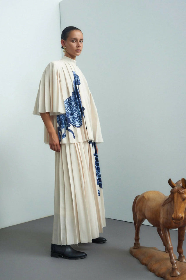 imgi_23_alemais-sustainable-top-rider-pleat-blouse-36994561343705_3000x