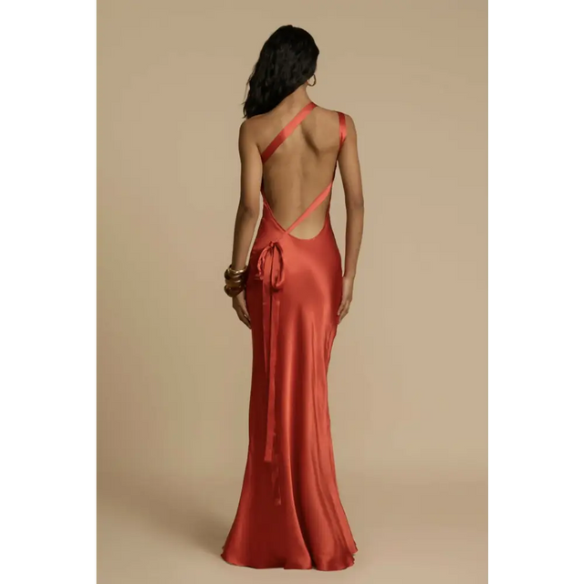 MONIQUE-RED-BACK