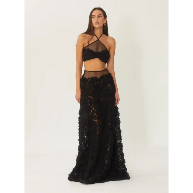 FINALE-COMM-LOOK11-05_2048x2048_b0bfc7fb-9522-4856-a8d8-c7c0b68db16b