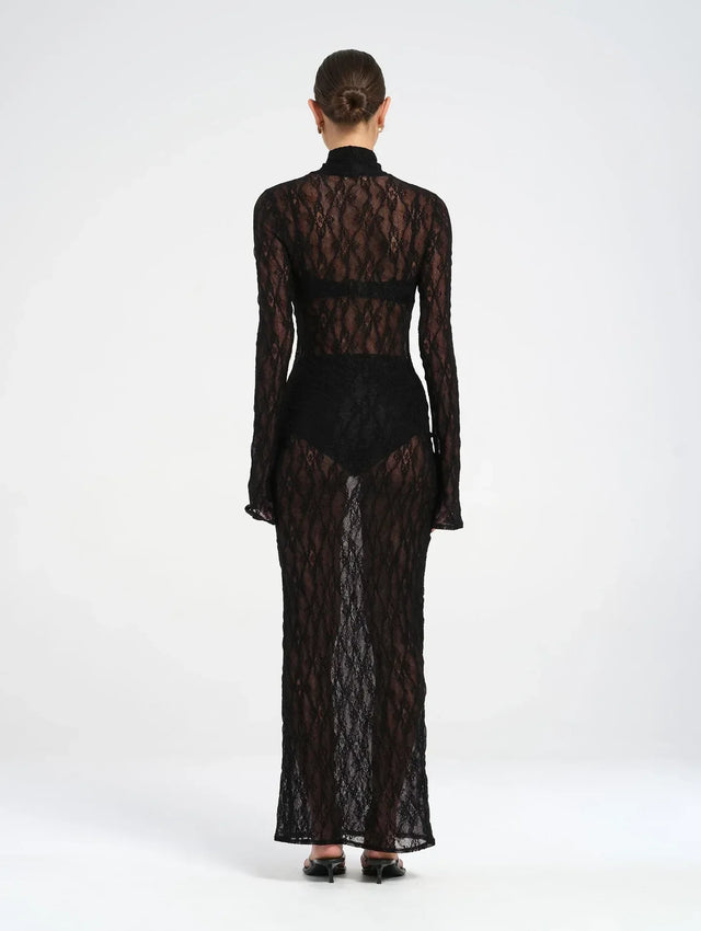 BEN422-WEBRES_1720x2284_WhynterVanravenstein_DanteMaxiTop_Black-3