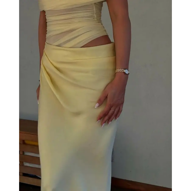 Benni Nico Off Shoulder Maxi Dress in Butter - 6 / Yellow - Dresses