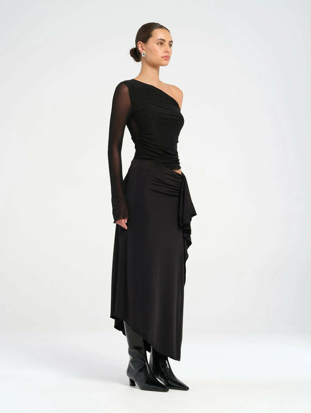 BENNI Roman Maxi Dress in Classic Black - 8 / Black - Dresses