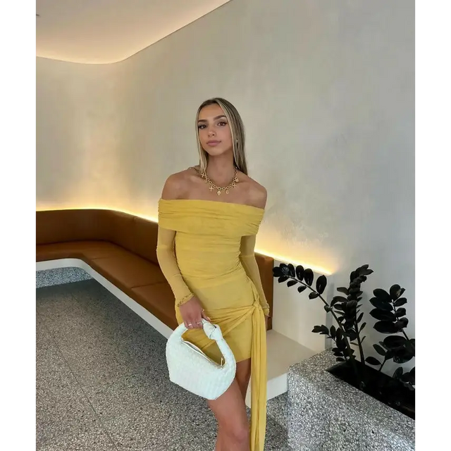 Benni Yasmin Off Shoulder Mini - 6 / Yellow - Dresses