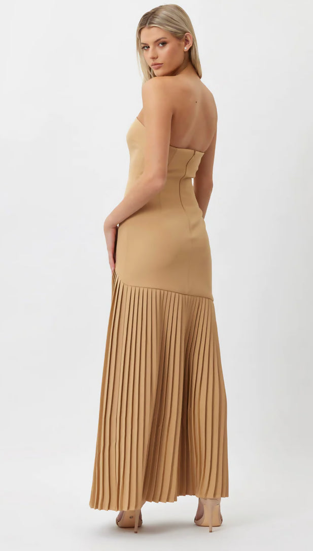 Bianca Mara Pleated Dress - 8 / Gold - Dresses