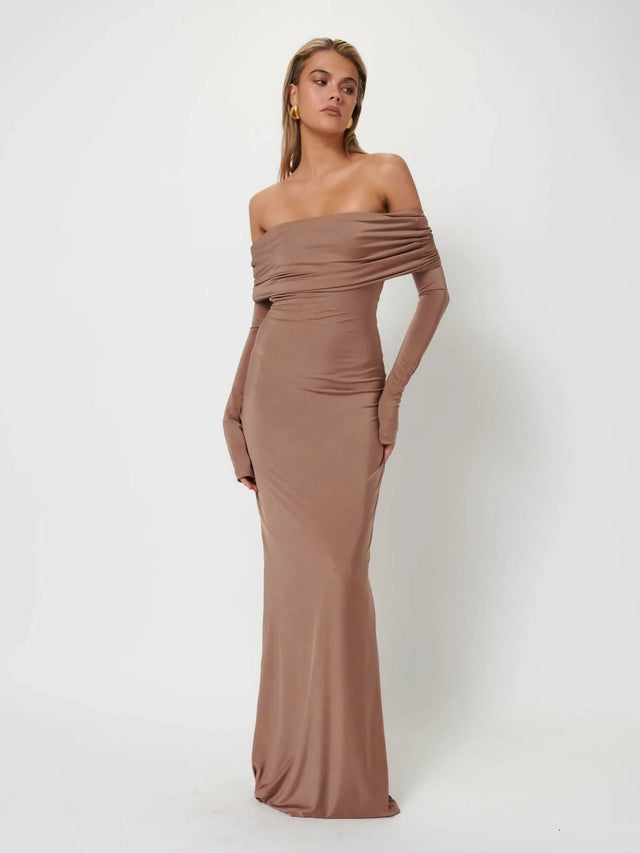 HireEFFIEKATSGwenGowninCoffeeTheOnlyDressRent