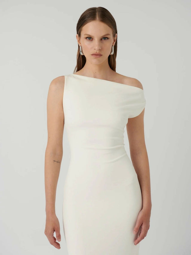 Effie Kats Inaya Gown in Ivory Size 8 - 8 / White - Dresses