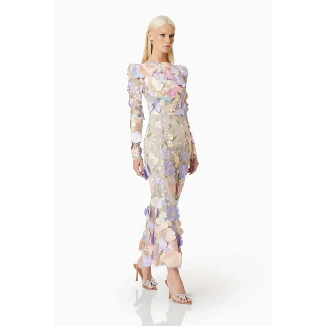 Elliatt Shannon 3D Floral Midi Dress In Purple - Dresses