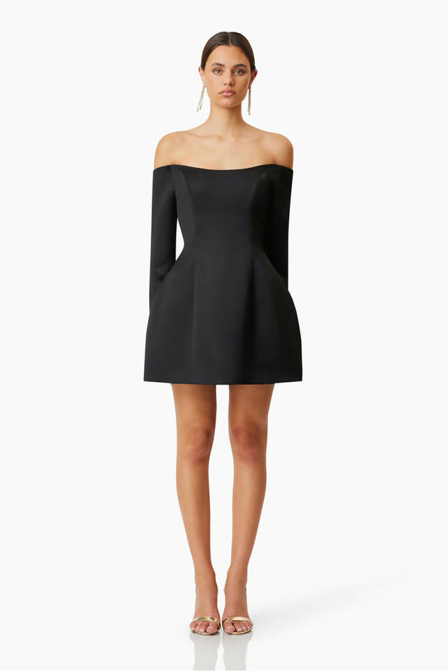 EC1082341_BLACK_1_700x