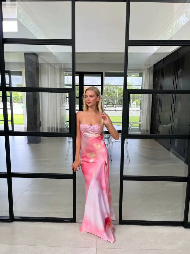 Hntr The Label Gaia Gown in Lillie Print - 6 / Print - Dresses