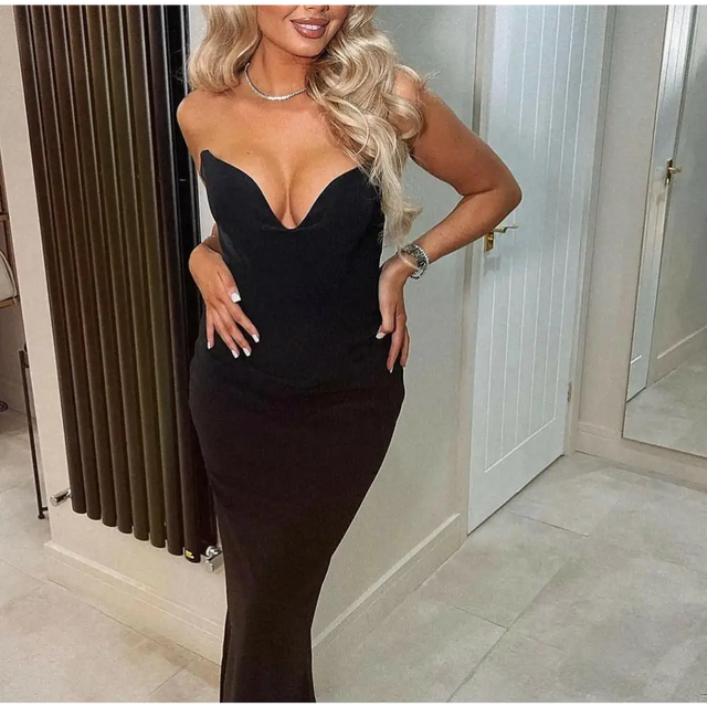 House of CB ‘Sabine’ Maxi - S / Black - Dresses