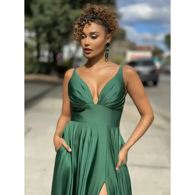 Jadore Ava Gown - 12 / Green - Dresses