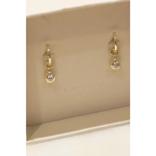 Junie + Belle Jazz Gold Hoops - Gold - Earrings