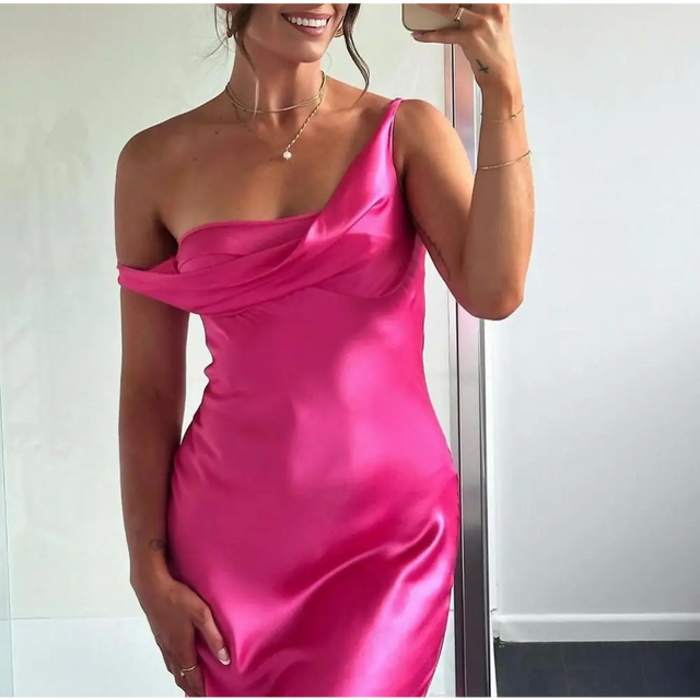 Natalie Rolt ‘Monika’ Fuchsia Satin Gown - 1 (XS) / Pink - Dresses