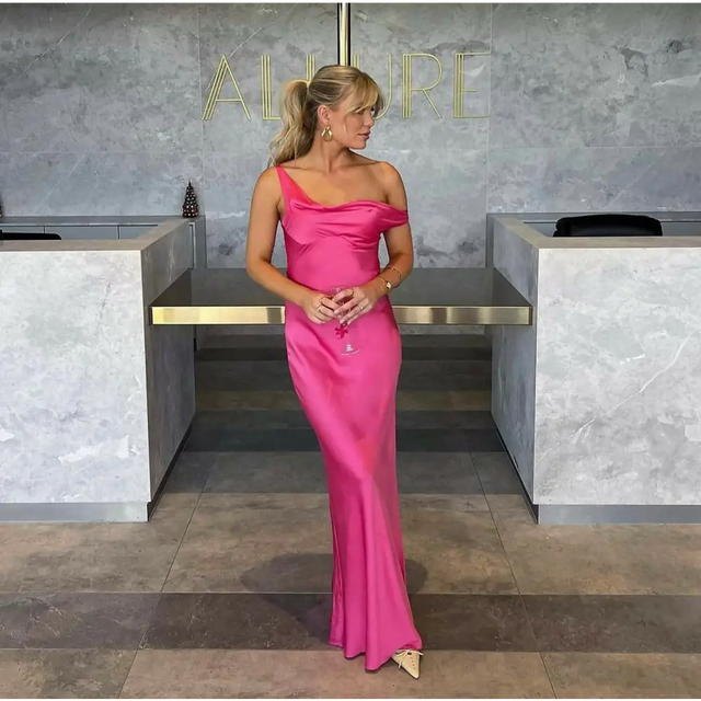 Natalie Rolt ‘Monika’ Fuchsia Satin Gown - 1 (XS) / Pink - Dresses