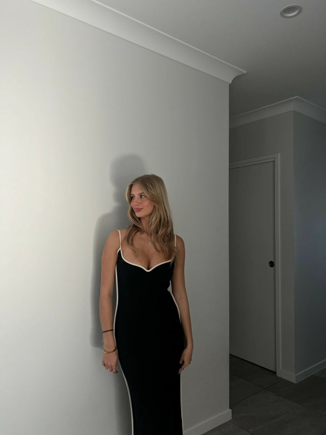 Paris Georgia Heart Dress - 8 / Black - Dresses