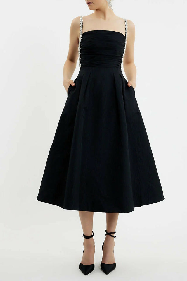 RebeccaVallanceDANIELLEMIDIDRESS2