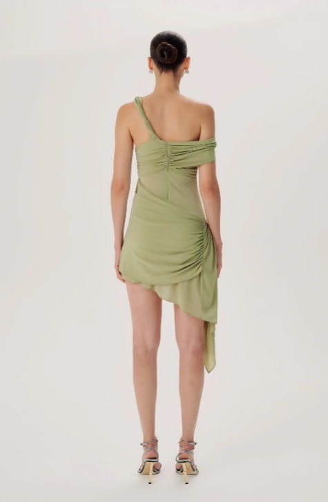 back_of_green_dress