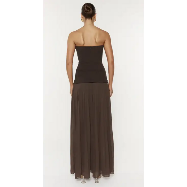 She is Olla Nicolette in Espresso Size 6 & 8 - Dresses