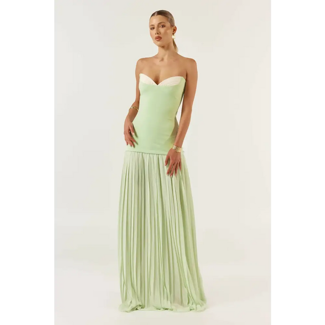 She is Olla Nicolette Maxi Dress - 8 / Green - Dresses