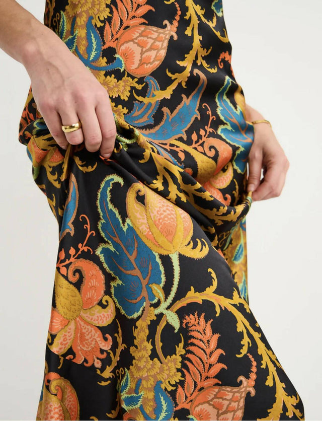 SIR - Sir The Label Artiste V Neck Slip In Deschamps