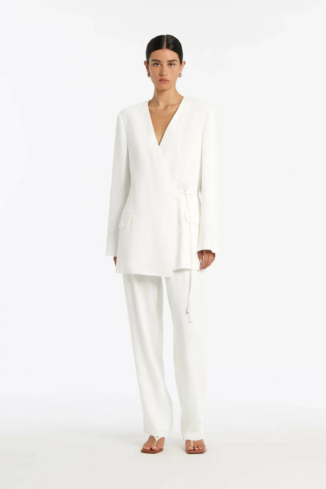 SIR - Sir The Label Clemence Tie Blazer In Ivory