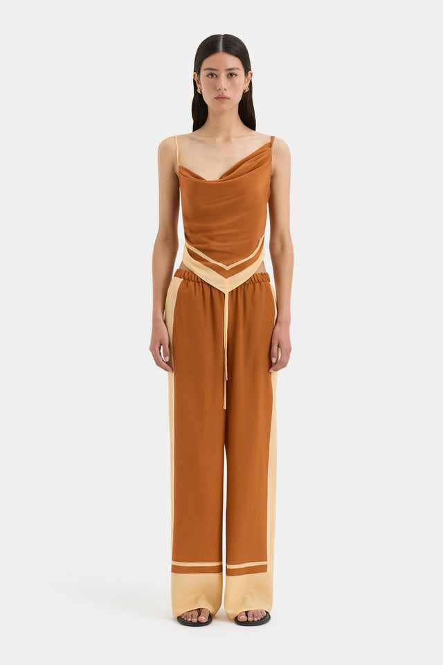S89-SIR125-2054_SOMA_SCARF_CAMI_RUST_APRICOT-24639-Sir_The_Label-0130_a5f7ff0b-156a-426b-a222-b993d3a4aeff_1440x