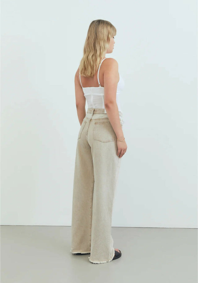 Viktoria & Woods Omega Bustier in White - 4 / White - Tops