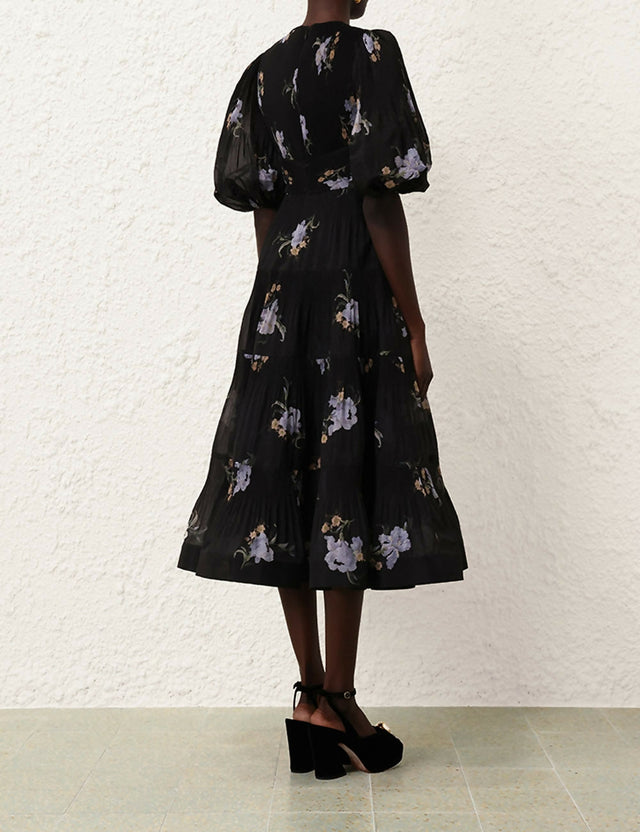 4.4889df24r.blkirfl.black-iris-floral