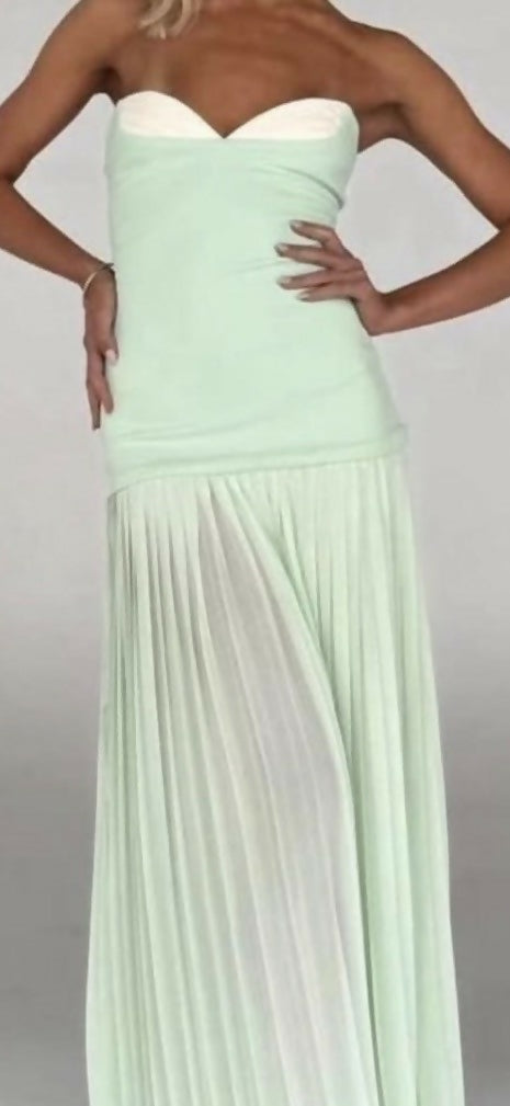 She is Olla Nicolette maxi dress