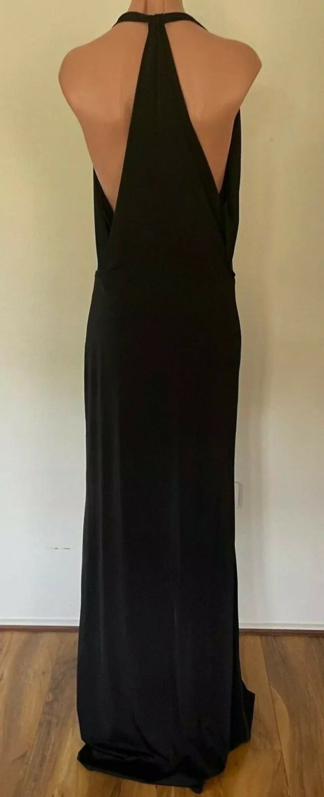 Bariano Gown in Black - 12 / Black - Dresses