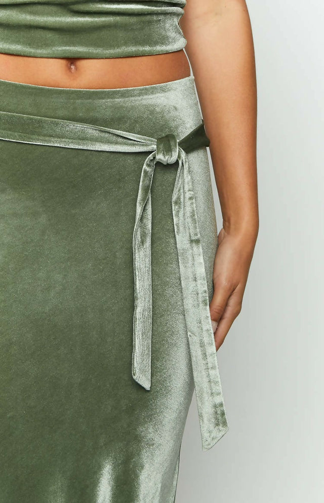 Beginning Boutique Arleth Velvet Set Green - Outfit Sets
