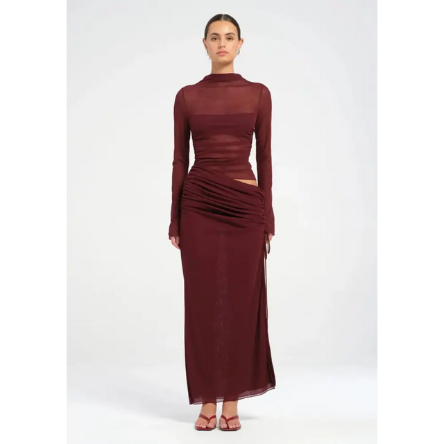 BEN376-WEBRES_1720x2284_WhynterVanravenstein_MableMaxiDress_Plum-1_1785b272-3913-4ff8-a14f-a10a2ee5b166