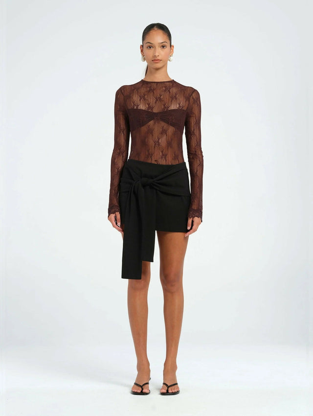 imgi_13_BEN326-WEBRES_1720x2284_LaurenStevenson_OsakrBodysuit_Brown-2_986fb38b-1e4f-4b0e-bf0f-0eb545172863