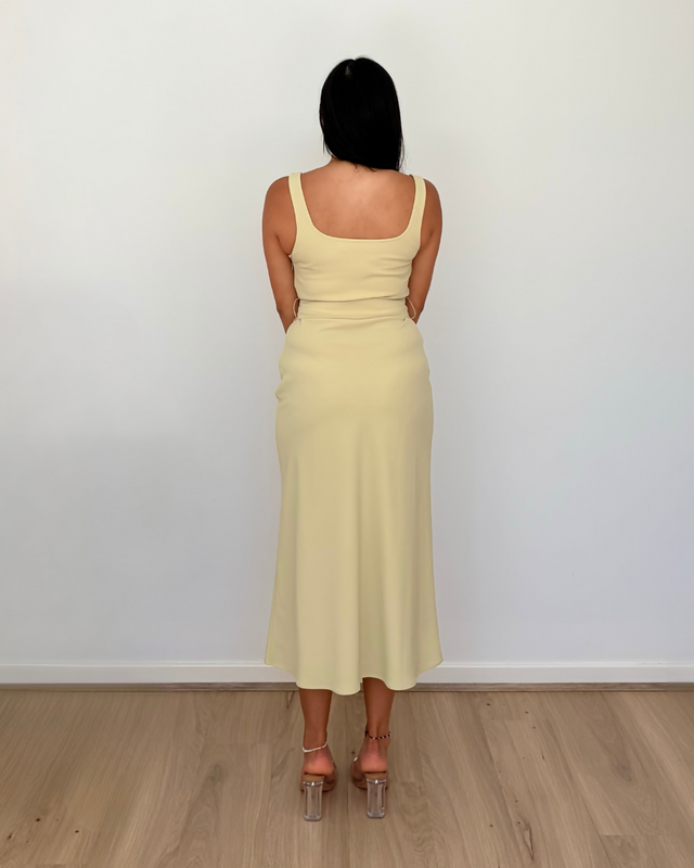 By Johnny Ora Bust Midi Dress Pistachio