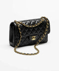 Chanel - Chanel Classic Flap Medium GHW