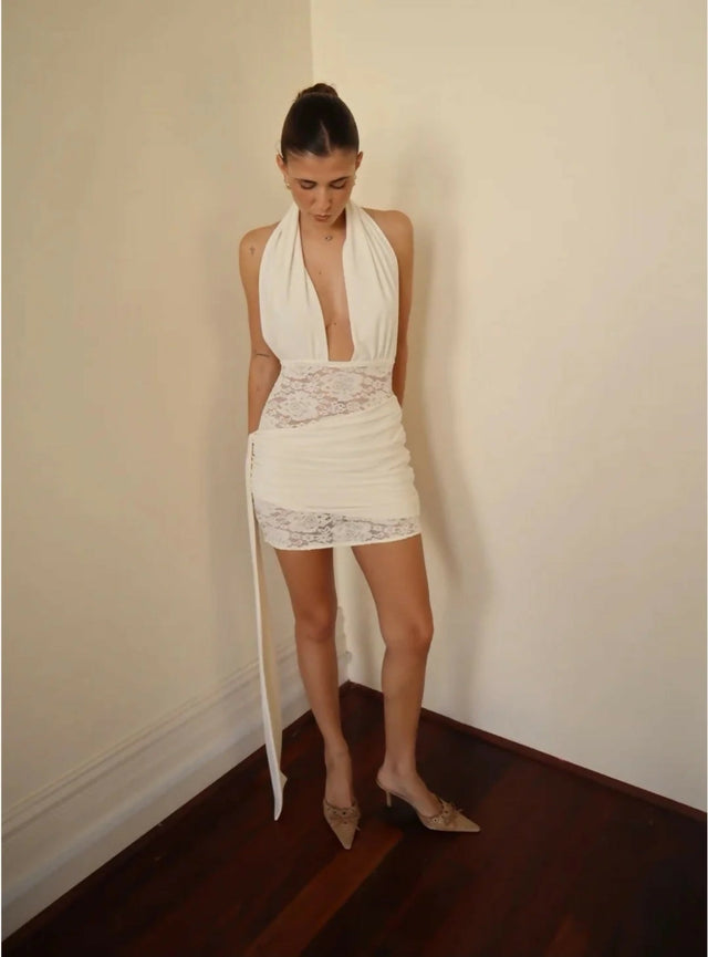 Deconduarte “Chrissy” Mini Dress in White - 8 / White - Dresses