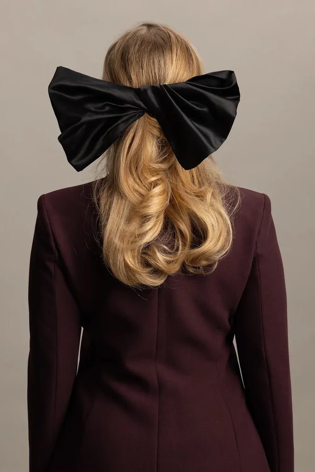 Morgan & Taylor Freya Bow in Black