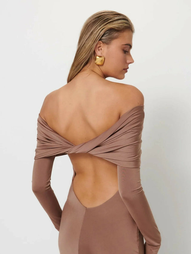 HireEFFIEKATSGwenGowninCoffeeTheOnlyDressRent5