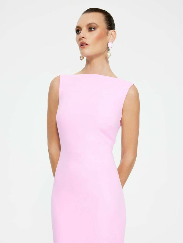 verona-gown-taffy-pink-356855_1800x1800_b36c5a85-15ab-4ef7-a6ea-f4fcd34a004b