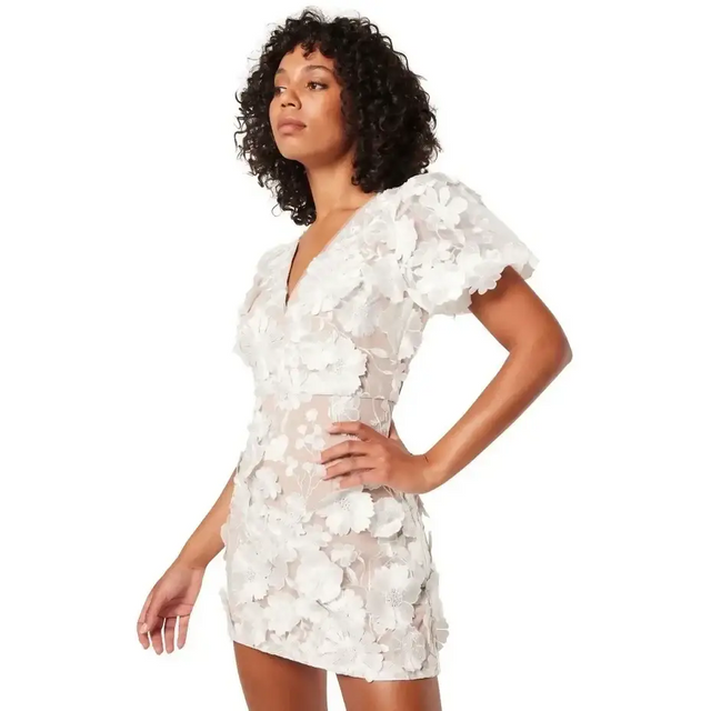 Elliat Zayla 3D Floral Mini Dress in White Size 8 - 8 / Floral - Dresses