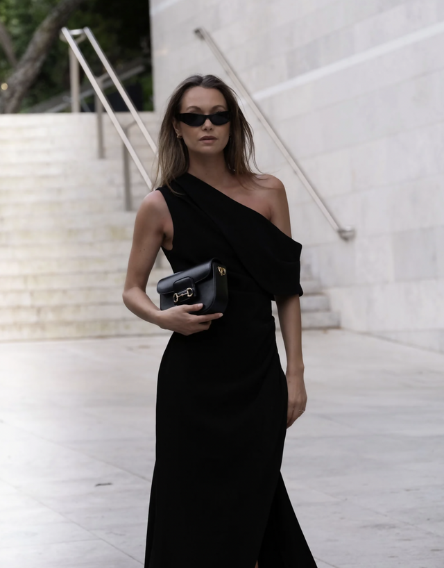Elliatt Isadora Off the Shoulder Maxi Gown in Black size XXL/16 - Black / 16 - Formal Gown