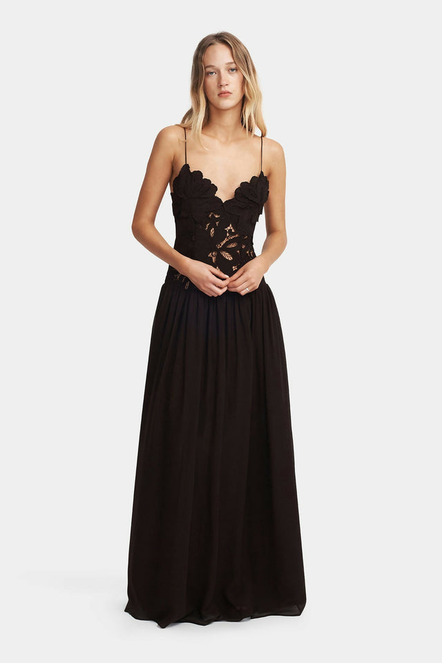 STEPHANIEMAXIDRESS_240808_Hansen_Gretel_Ecomm_SH0110_2218_2160x