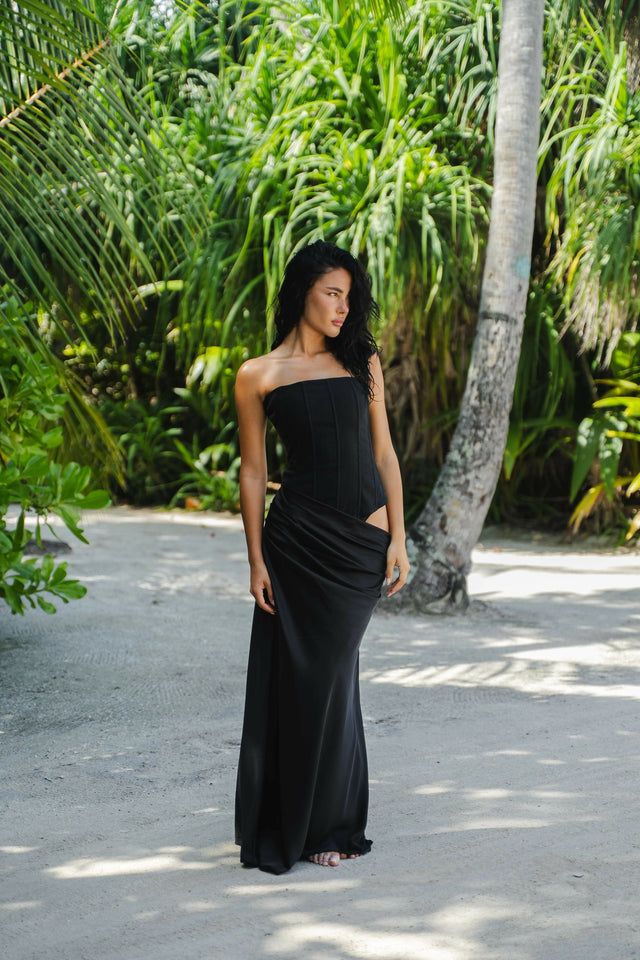 HNTR The Label Huxley Gown in Black - Dresses