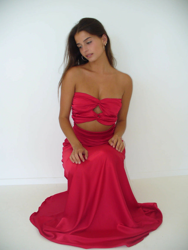 Hntr The Label Inka Gown in Wine Red - 6 / Red - Dresses