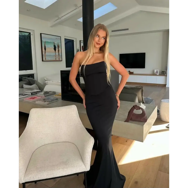 HNTR the Label Louie Gown in Black - 6 / Black - Dresses