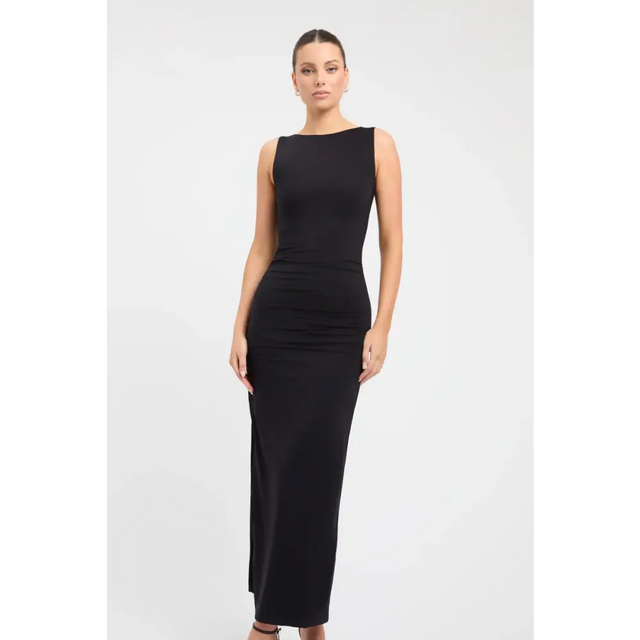 Z2667_Estelle_Midi_Dress_Black_02