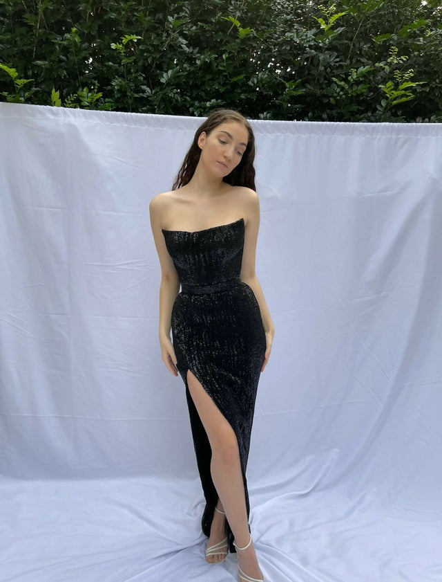 Lia Stublla Alexia Gown - 8 / Black - Dresses